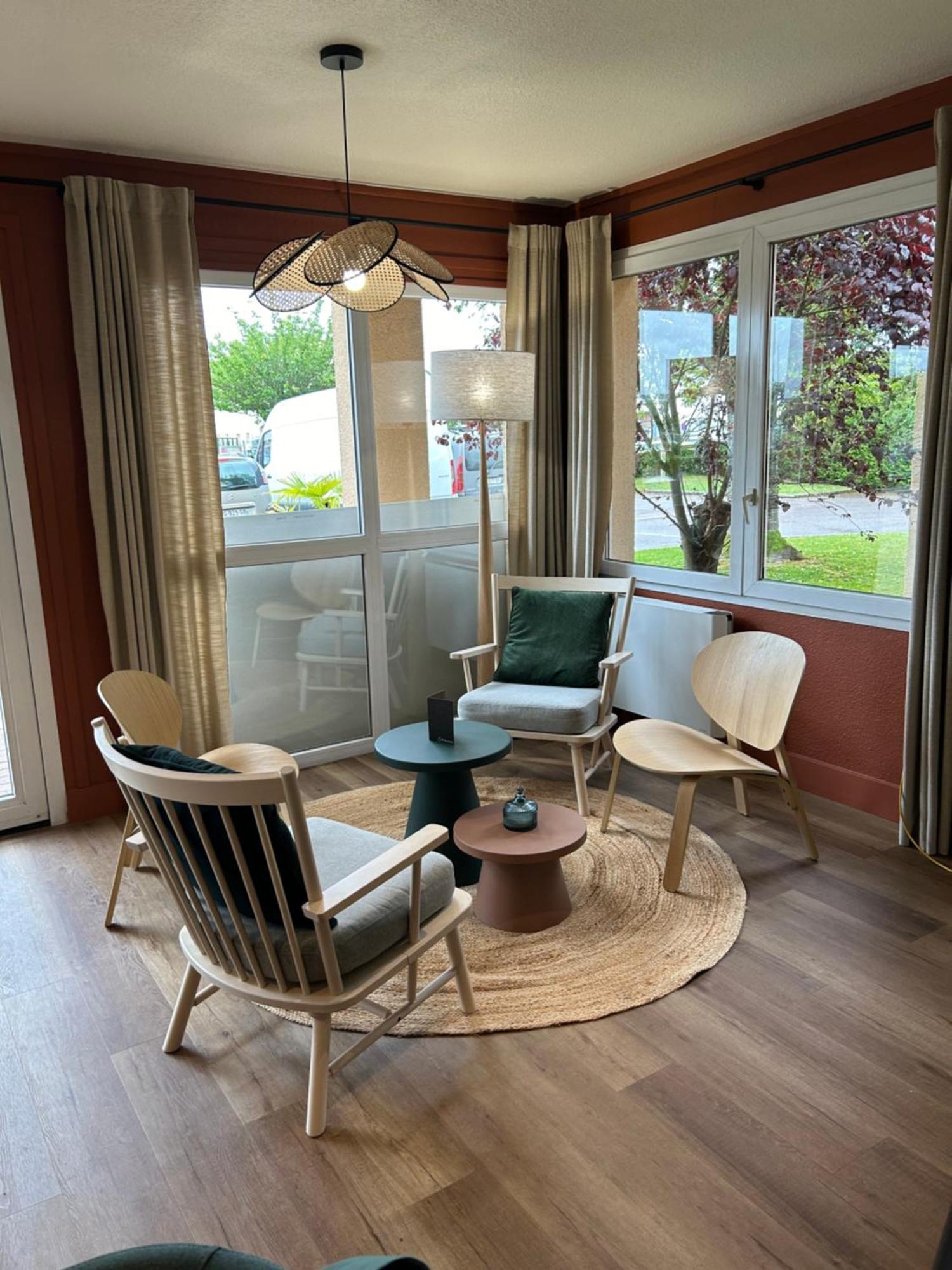 Hotel Nell Saint-Marcel  Екстериор снимка