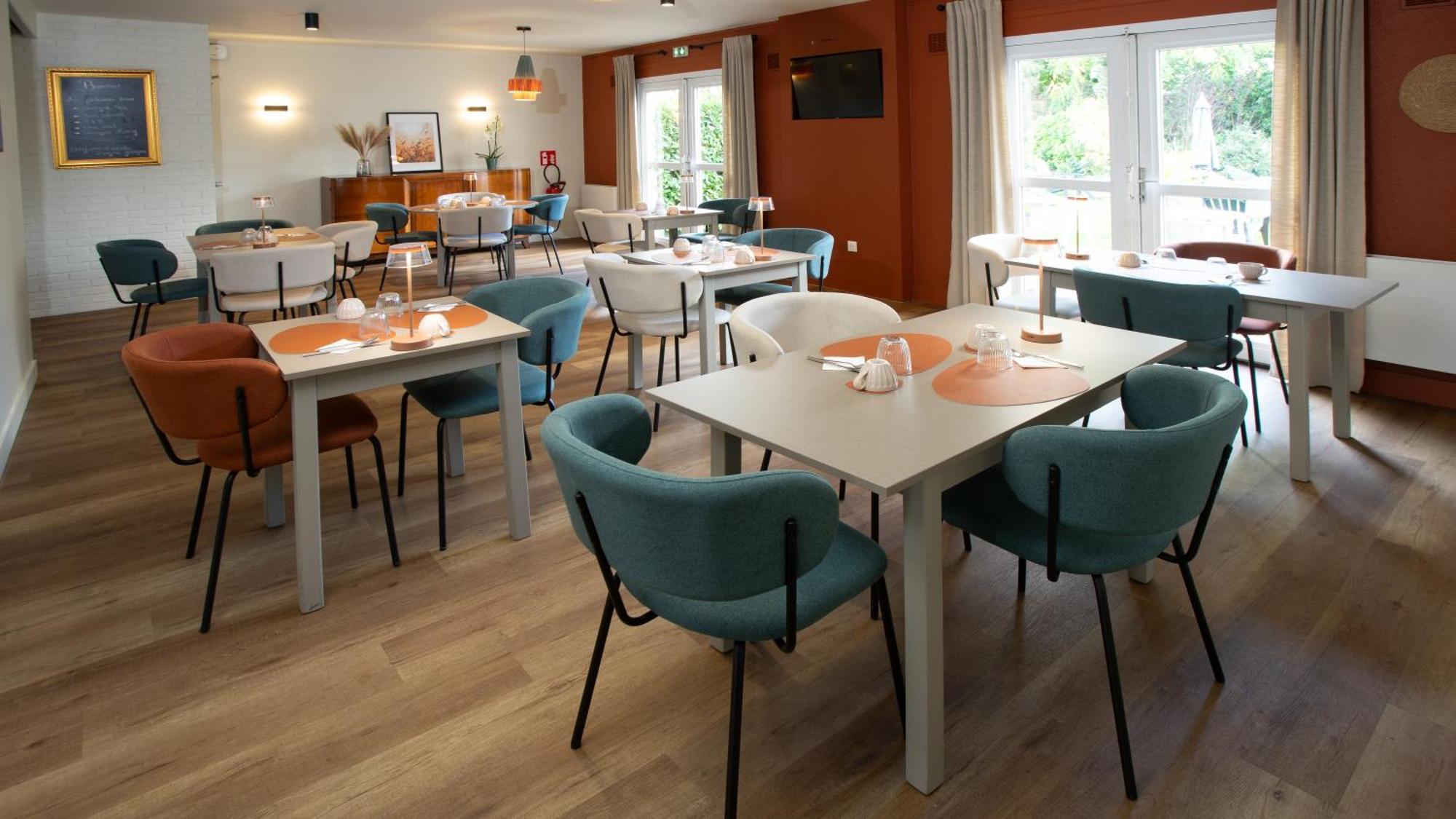 Hotel Nell Saint-Marcel  Екстериор снимка